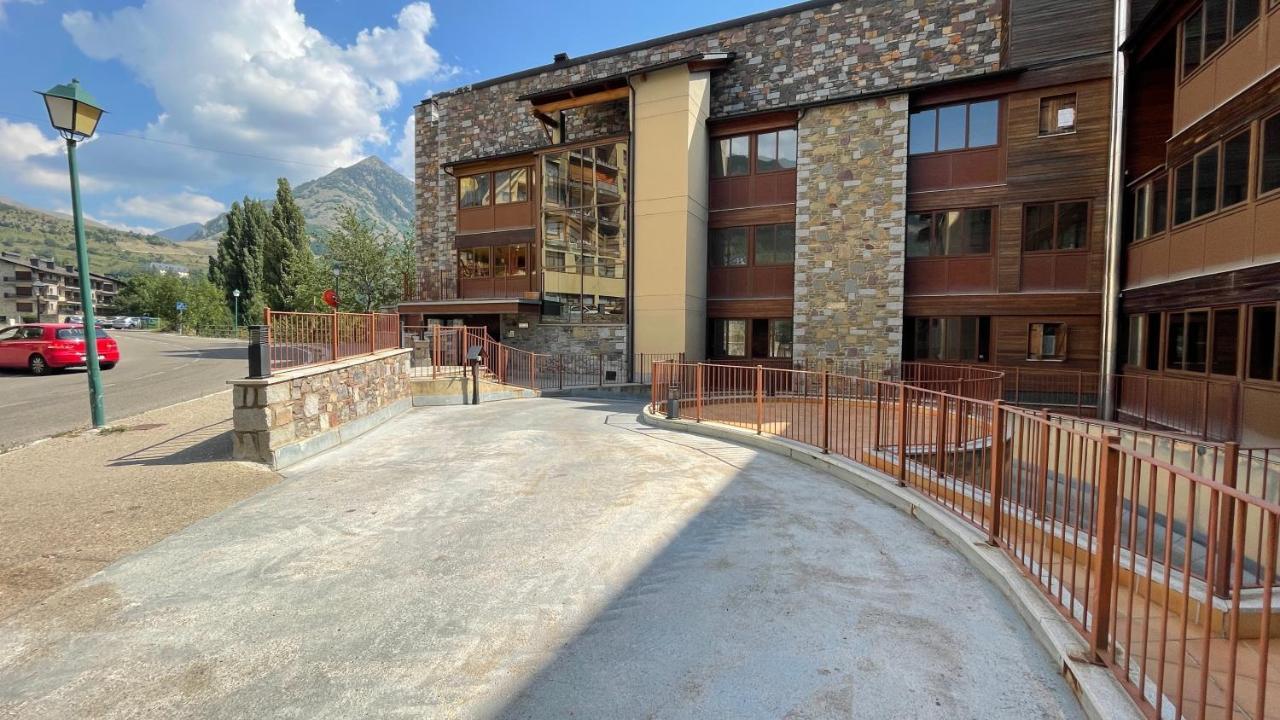 C15 - Apartamento gran terraza Aigualluts - Villmor Cerler Esterno foto